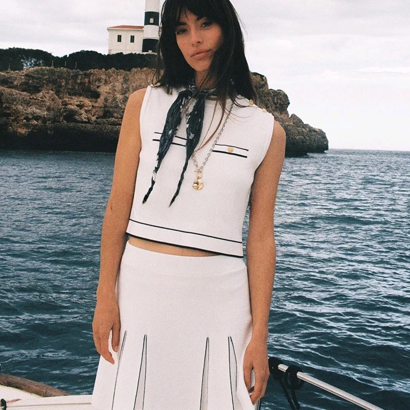 Casual Knitted High Waist Skirt And Top Set round Ne Svel High Waist Knitted Skirt Tee Piece Women's Faion
Casual Knitted High Waist Skirt And Top Set round Ne Svel High Waist Knitted Skirt Tee Piece Women's Faion