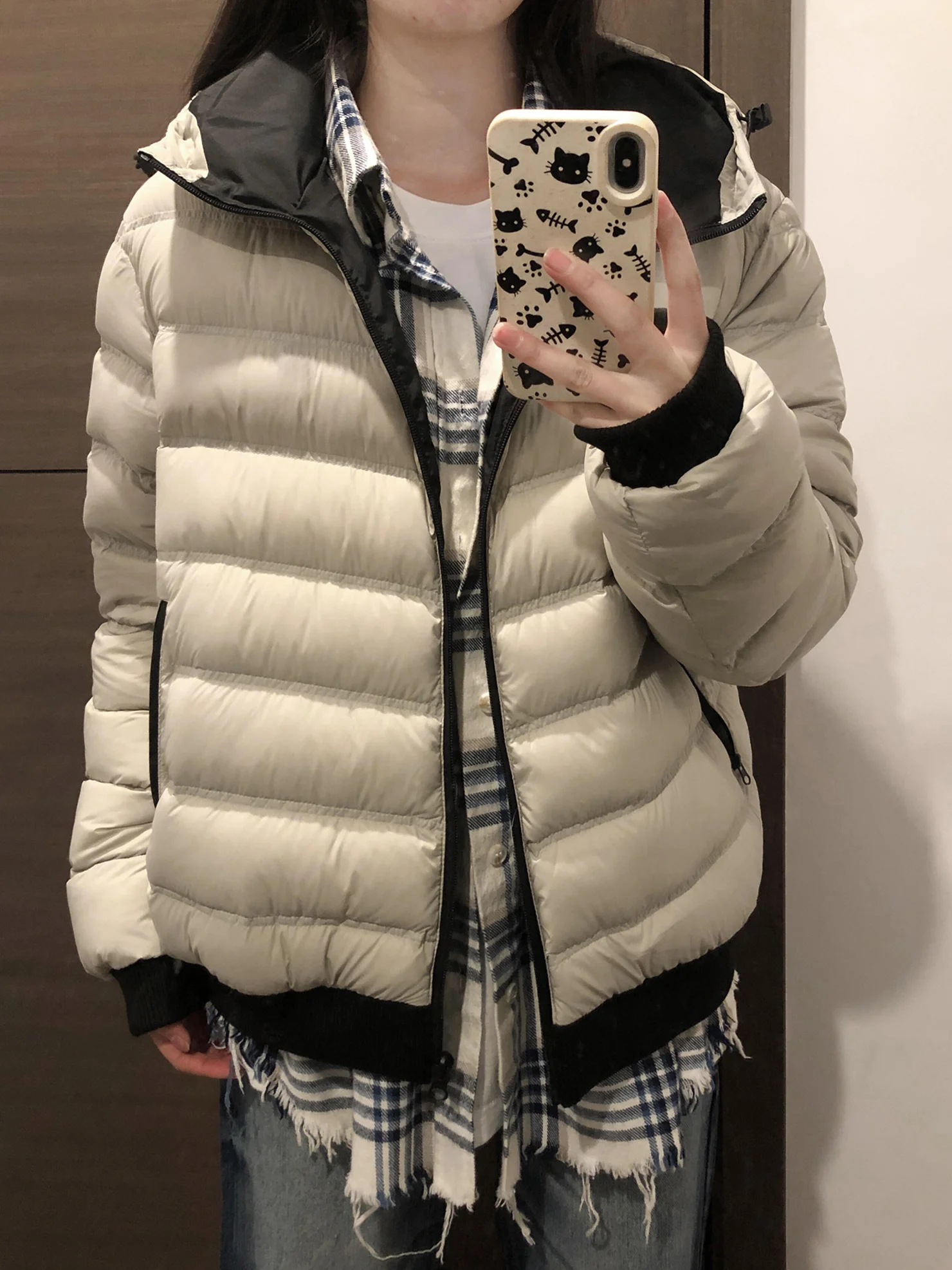 Женская зимняя куртка с капюшоном, утепленная хлопком, в американском ретро-стиле, повседневная, на флисовой подкладке, теплая, объемная, на молнии, с длинными рукавами
Женская зимняя куртка с капюшоном, утепленная хлопком, в американском ретро-стиле, повседневная, на флисовой подкладке, теплая, объемная, на молнии, с длинными рукавами