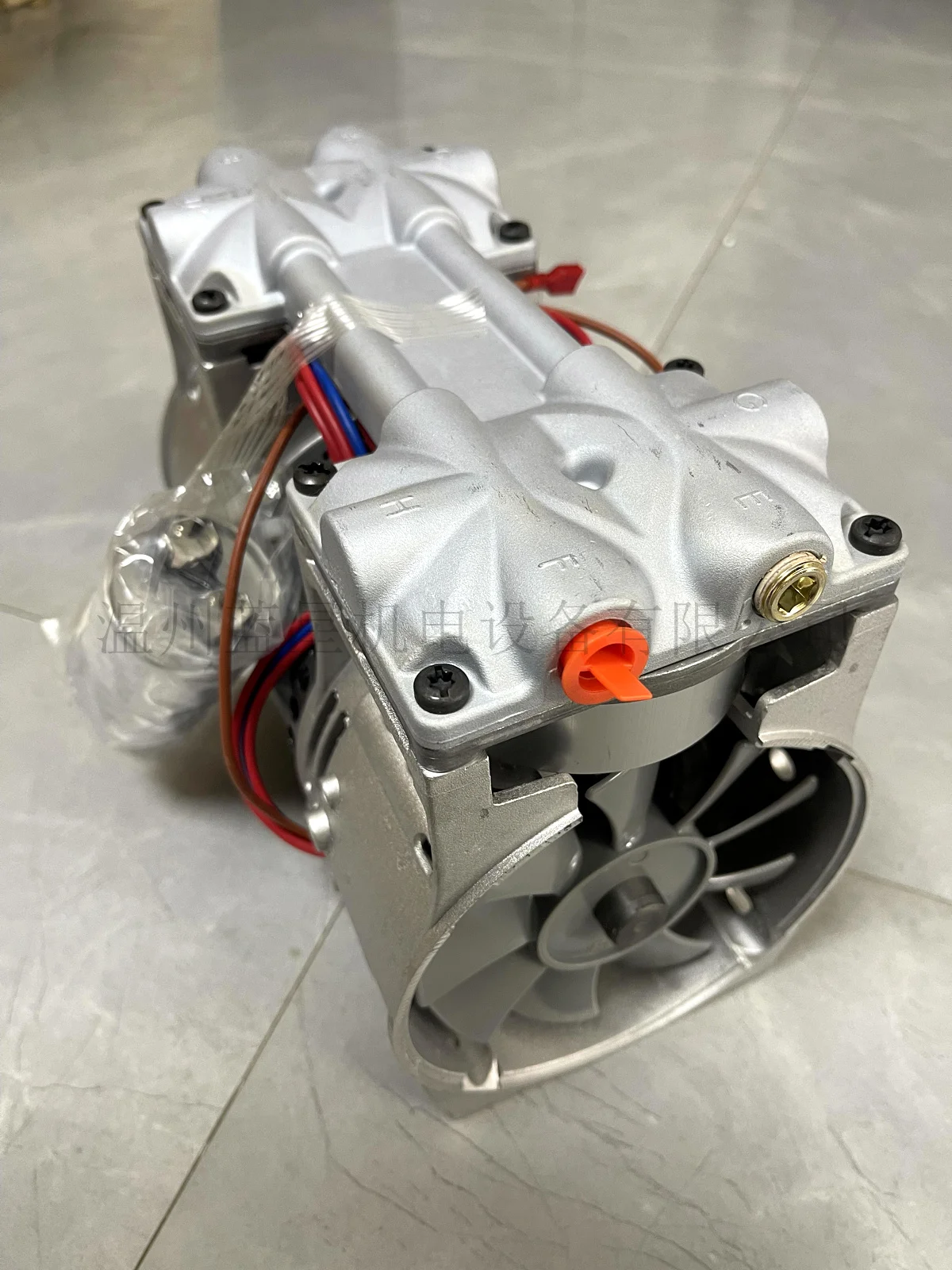 Genuine booster pump 2660CGHI42-W006 nitrogen 2750TGHI52/48 SK2660 2755TGHI52/48
Genuine booster pump 2660CGHI42-W006 nitrogen 2750TGHI52/48 SK2660 2755TGHI52/48