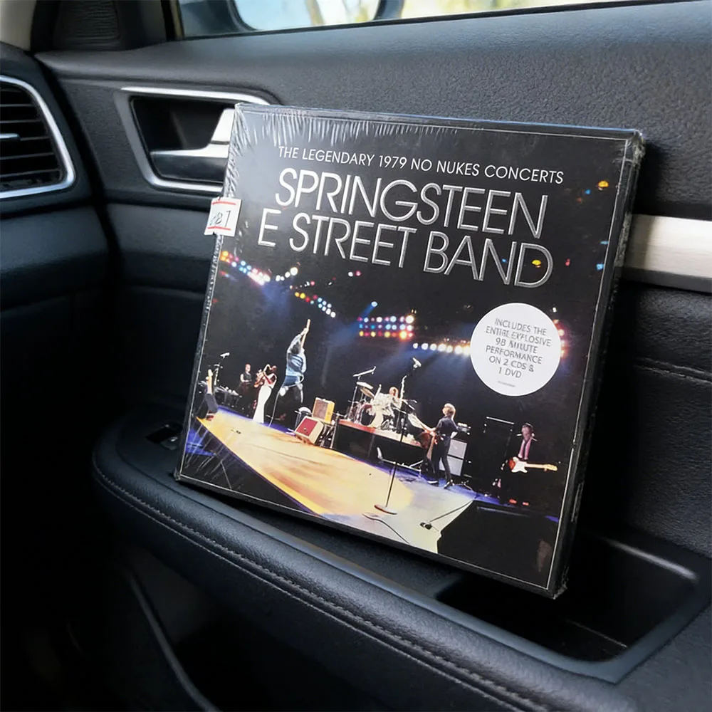 CD This Is The Live Album Titled "The Legendary 1979 No Nukes Concerts" By American Rock Legend Bruce Springsteen & The E
CD This Is The Live Album Titled "The Legendary 1979 No Nukes Concerts" By American Rock Legend Bruce Springsteen & The E