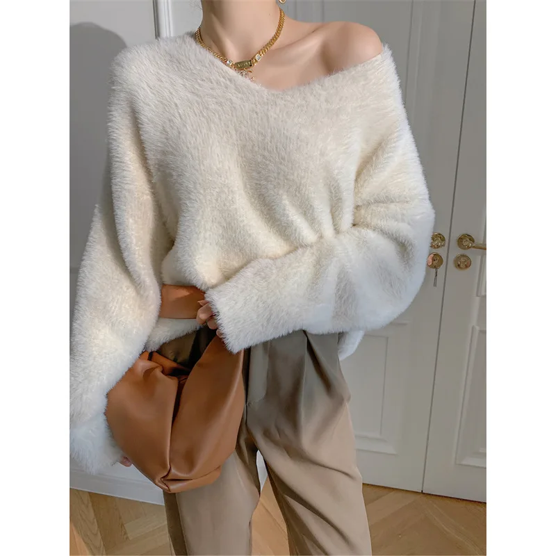 Women Knitted Faux Mink Fur Pullovers Sweaters Solid Jumpers V Neck Long Sleeves Loose Fit Casual Office Lady 2025 Autumn Winter
Women Knitted Faux Mink Fur Pullovers Sweaters Solid Jumpers V Neck Long Sleeves Loose Fit Casual Office Lady 2025 Autumn Winter