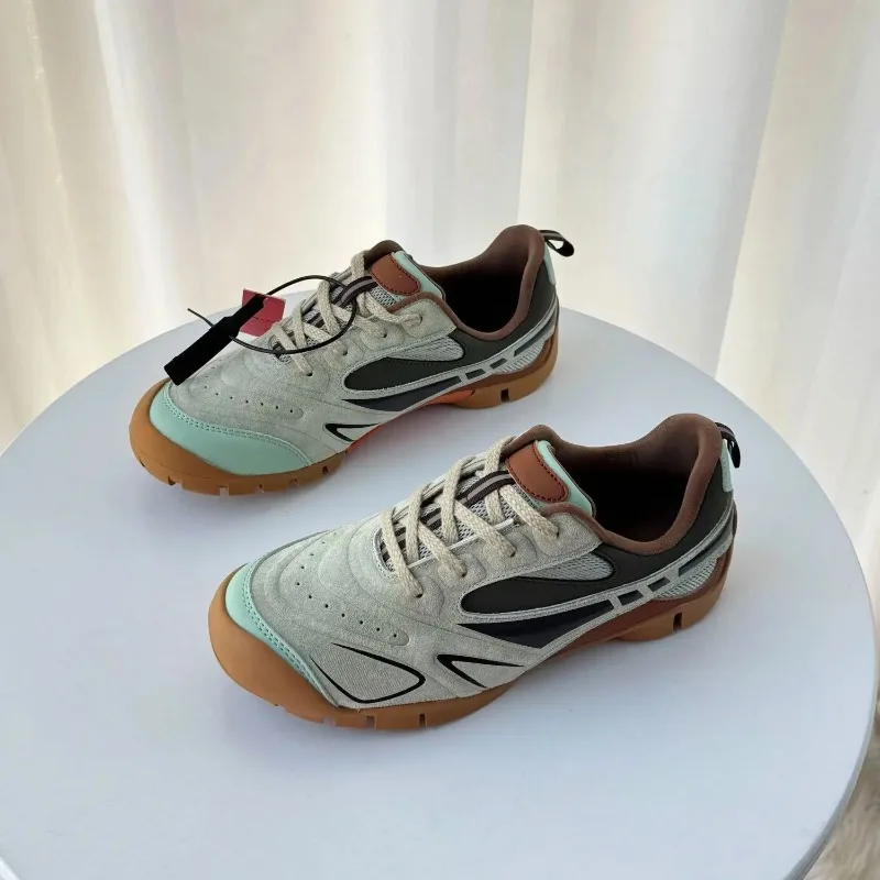 2026 Women's German Trainer Ultra-Light Flat Soft Sole Vintage Racing Neo-Chinese Casual Versatile Sneakers
2026 Women's German Trainer Ultra-Light Flat Soft Sole Vintage Racing Neo-Chinese Casual Versatile Sneakers