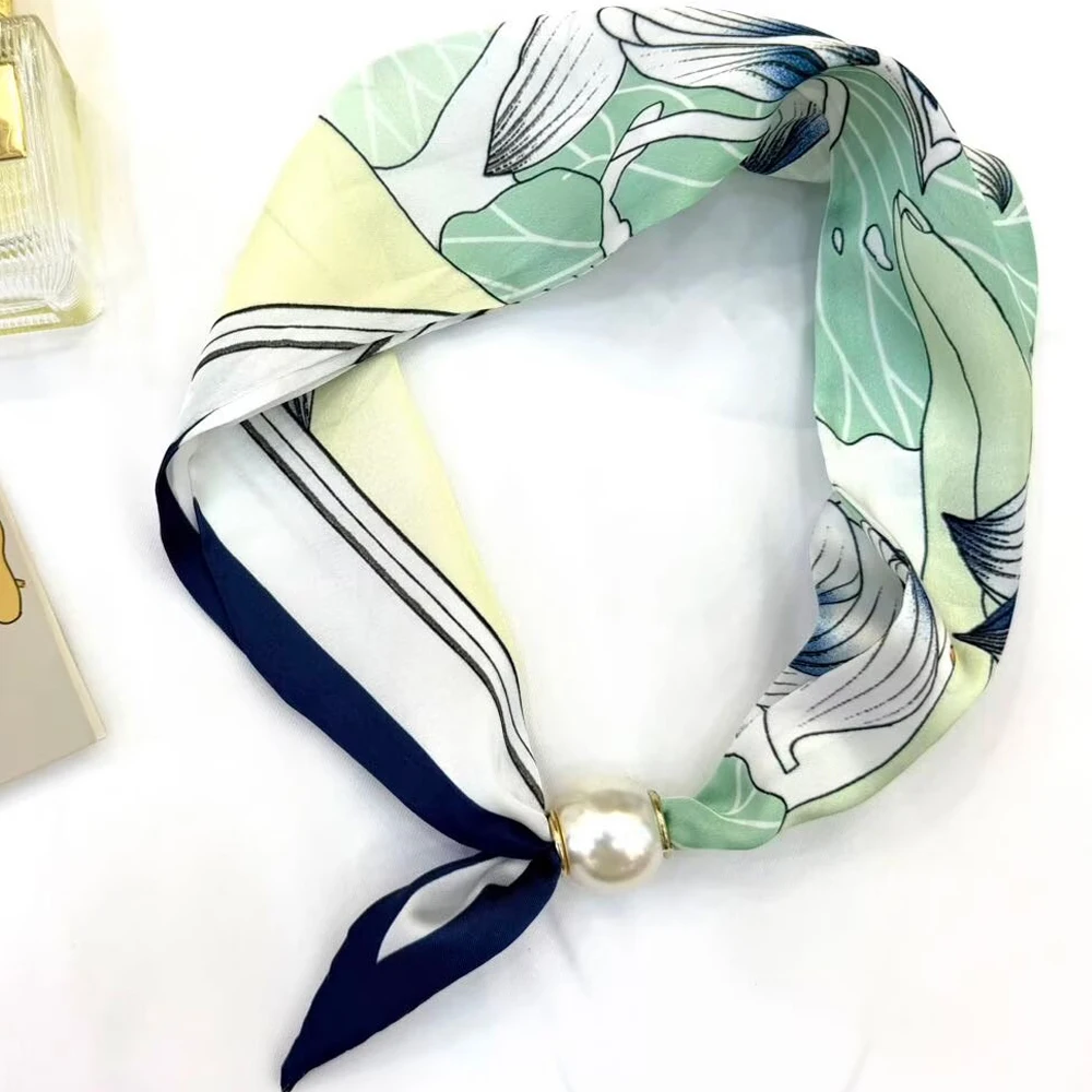 New Luxurious Elegant Pearl Tail Magnetic Clasp Scarf Versatile Breathable Fashion Artistic Accessory Neck Wrap Scarves
New Luxurious Elegant Pearl Tail Magnetic Clasp Scarf Versatile Breathable Fashion Artistic Accessory Neck Wrap Scarves