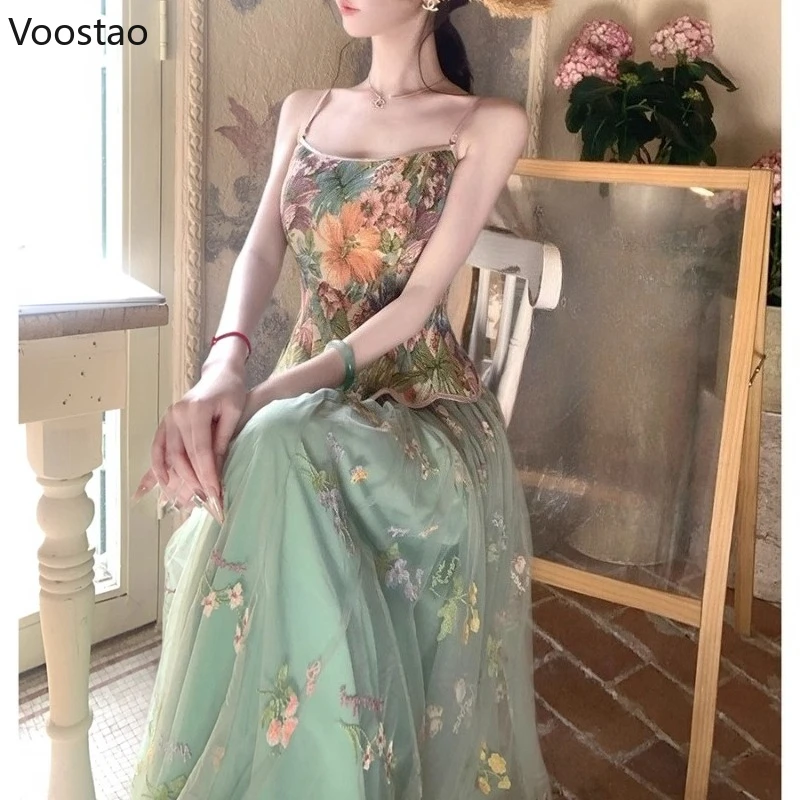 Sweet Fairy 2 Piece Set Women Vintage Floral Oil Painting Camisole Tops Embroidery Mesh Skirt Suit Female Chic Vacation Outfits
Sweet Fairy 2 Piece Set Women Vintage Floral Oil Painting Camisole Tops Embroidery Mesh Skirt Suit Female Chic Vacation Outfits