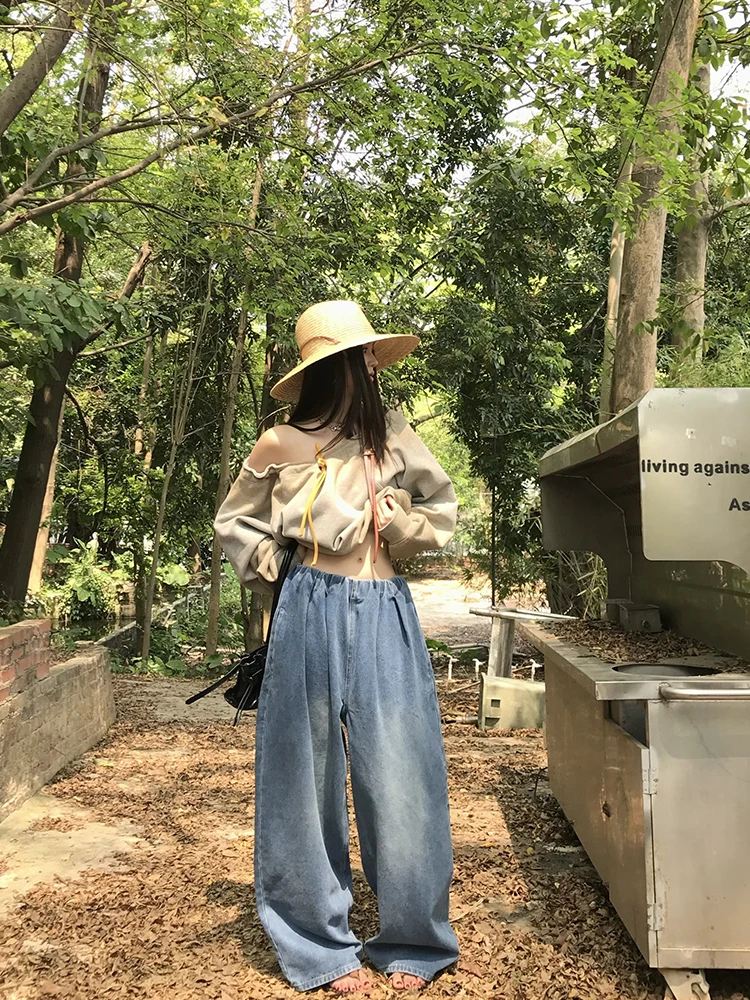 Повседневные широкие джинсы женские летние свободного кроя с высокой талией, длинные брюки из драпированного денима, осенний сезон, на молнии
Повседневные широкие джинсы женские летние свободного кроя с высокой талией, длинные брюки из драпированного денима, осенний сезон, на молнии