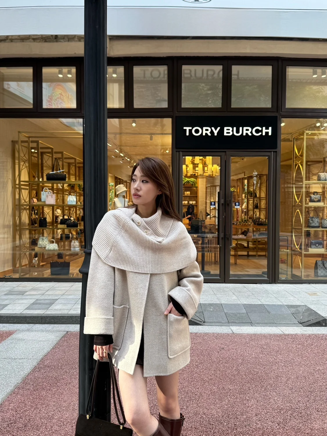 Loose Casual Pure Color Design Sensation oulder awl Outerwear for Women Faionable All-Match Autumn New Sle
Loose Casual Pure Color Design Sensation oulder awl Outerwear for Women Faionable All-Match Autumn New Sle