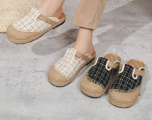 Spring New Design Women's Canvas slippers Summer Outwearing Breathable Linen Shoes
Spring New Design Women's Canvas slippers Summer Outwearing Breathable Linen Shoes