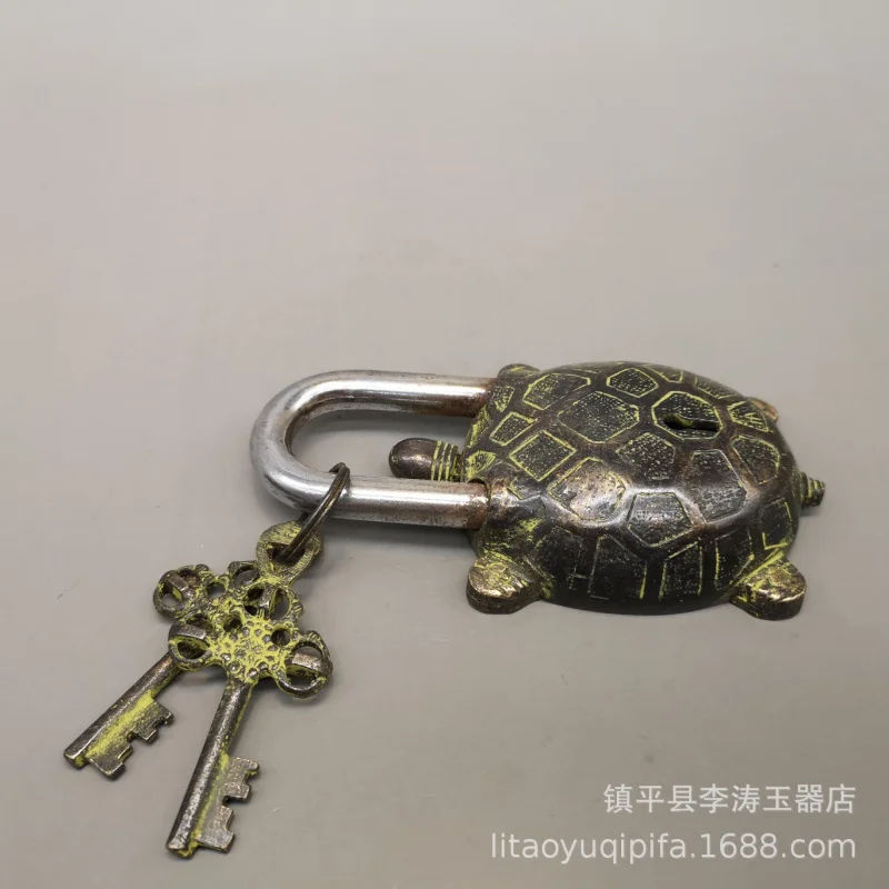 Brass Bronze Turtle Lock Bronze Key Small Turtle Lock Ornament Metal Craft Decoration
Brass Bronze Turtle Lock Bronze Key Small Turtle Lock Ornament Metal Craft Decoration