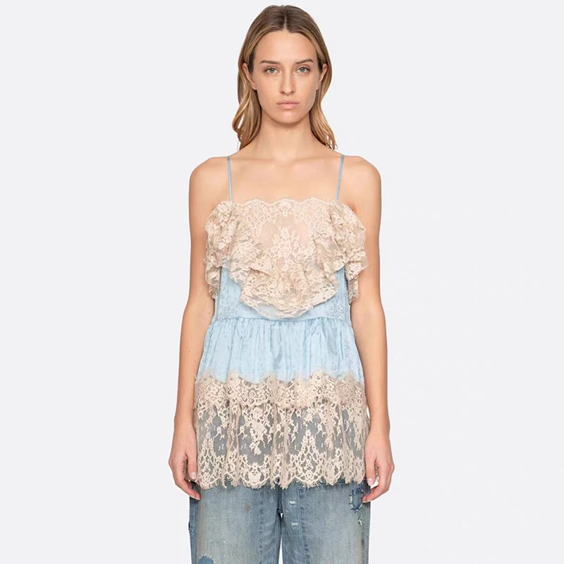 Low Cut Lace Trim Blue Patchwork Silk Satin Dark Pattern Strapless Top Women's Summer Fashion Sexy Style Loose Fit Vest Top
Low Cut Lace Trim Blue Patchwork Silk Satin Dark Pattern Strapless Top Women's Summer Fashion Sexy Style Loose Fit Vest Top