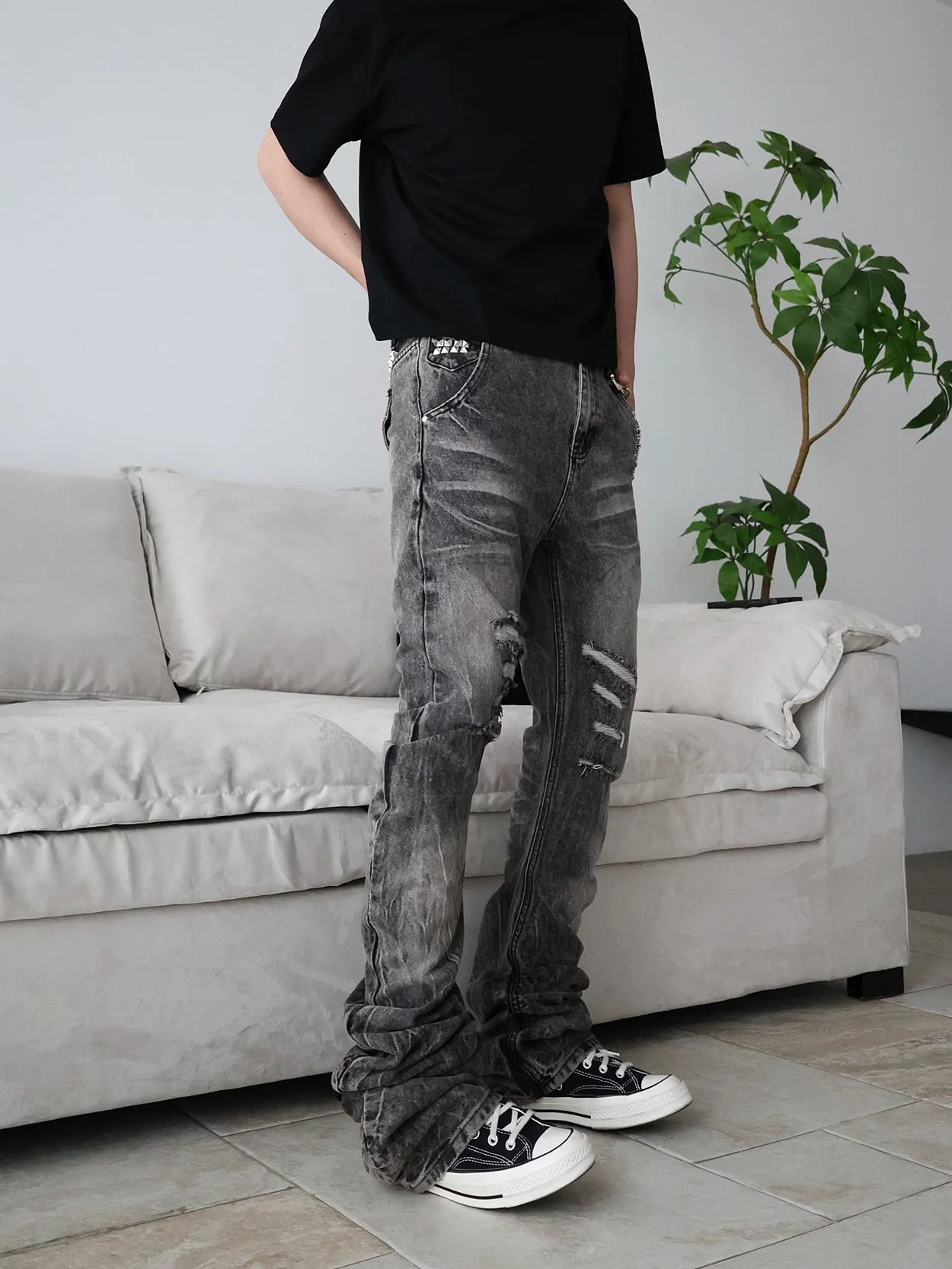Cleanfit American Style Long Curved Knife Destroy Slim Fit Jeans Men's mid Waist Zipper Casual Summer Denim Pants
Cleanfit American Style Long Curved Knife Destroy Slim Fit Jeans Men's mid Waist Zipper Casual Summer Denim Pants