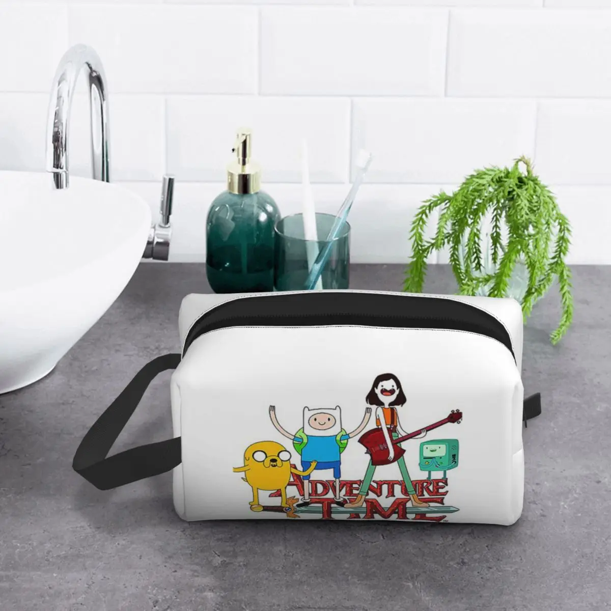 Время приключений Marceline Finn Jake и BMO косметичка косметический органайзер для хранения Dopp Kit косметичка для туалетных принадлежностей пенал
Время приключений Marceline Finn Jake и BMO косметичка косметический органайзер для хранения Dopp Kit косметичка для туалетных принадлежностей пенал