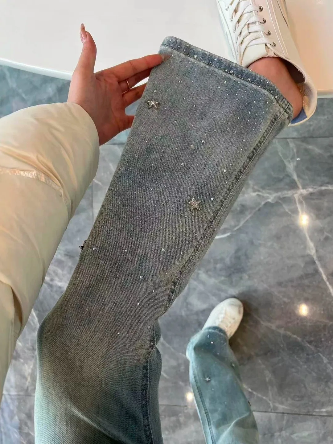 Slimming Star Rhinestone Bell Bottom Jeans Women's plus Size Summer New Style High Waist Denim Pants Ladies Fashion Trend
Slimming Star Rhinestone Bell Bottom Jeans Women's plus Size Summer New Style High Waist Denim Pants Ladies Fashion Trend