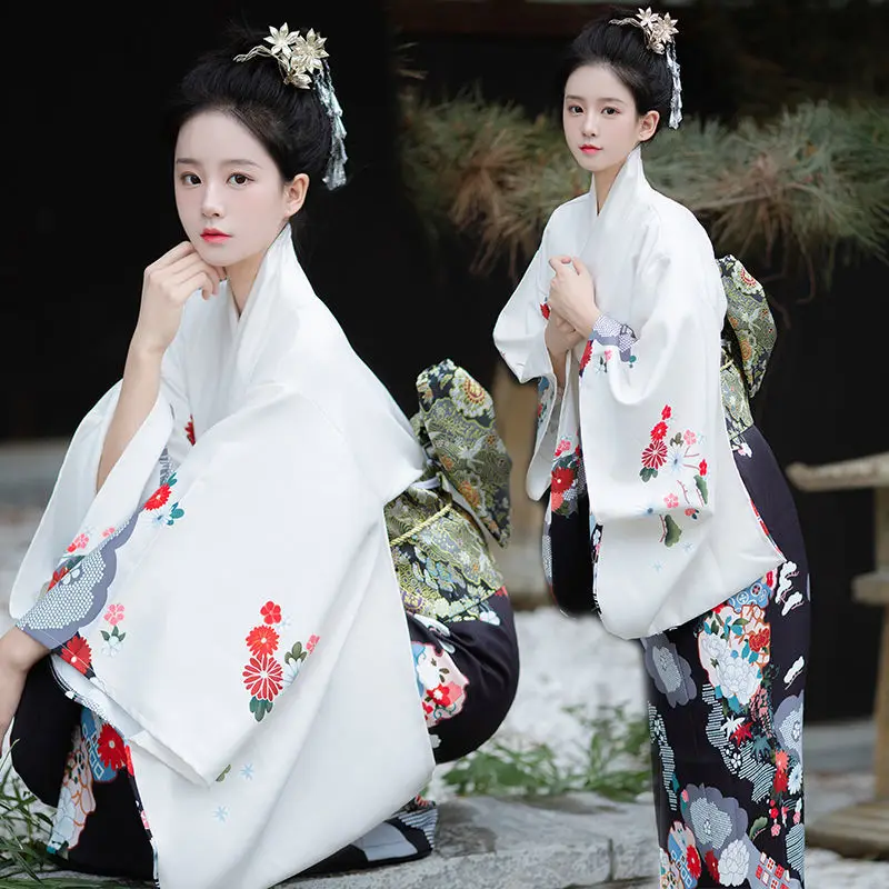 Fashion National Trends Women White Kimono Yukata With Obi Novelty Evening Dress Japanese Cosplay Costume Floral One Size
Fashion National Trends Women White Kimono Yukata With Obi Novelty Evening Dress Japanese Cosplay Costume Floral One Size