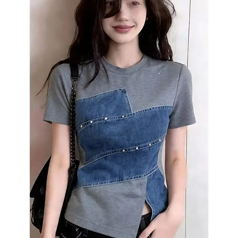 Women's Denim Patchwork Top New Summer Design Short-Sleeve T-Shirt Streetwear Aesthetic Top Slim Fitted Black Gray T-shirts Goth
Women's Denim Patchwork Top New Summer Design Short-Sleeve T-Shirt Streetwear Aesthetic Top Slim Fitted Black Gray T-shirts Goth