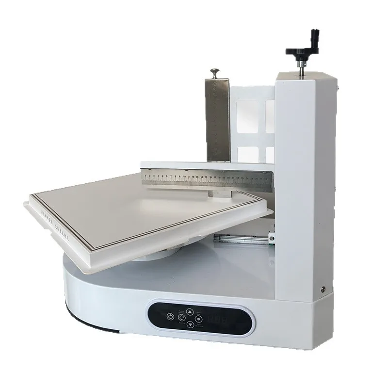 Cake spreader Commercial cream spreader Three-dimensional embryo cream spreader Cream Cake
Cake spreader Commercial cream spreader Three-dimensional embryo cream spreader Cream Cake