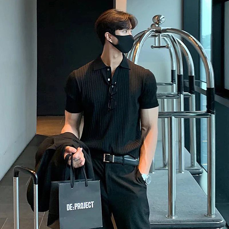 Summer New Men's Clothing Retro Knit Lapel Striped Polo Shirt Solid Color Short Sleeve Fashion Light Luxury Popular Knitwear
Summer New Men's Clothing Retro Knit Lapel Striped Polo Shirt Solid Color Short Sleeve Fashion Light Luxury Popular Knitwear