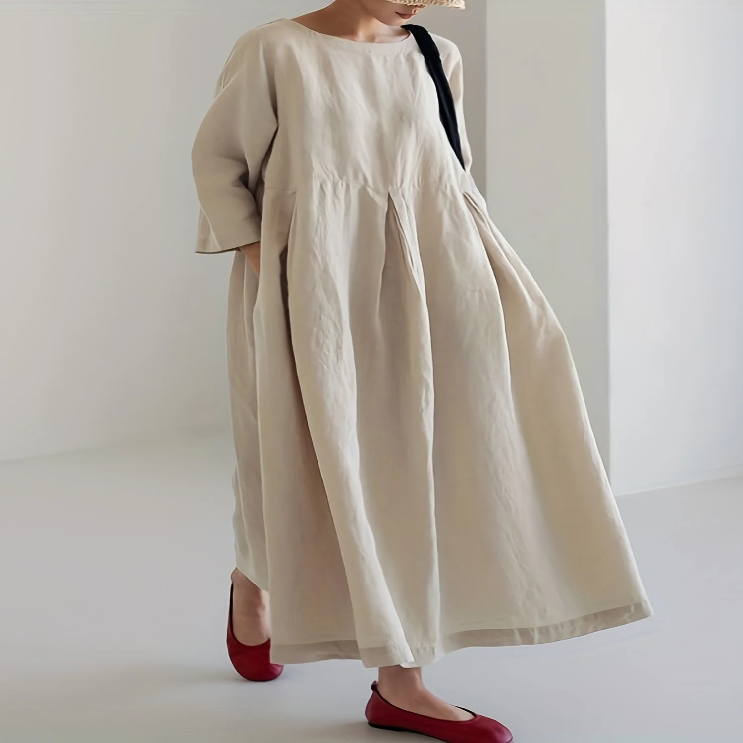 Elegant Solid Maxi Dress with Pleated Hem, 3/4 Sleeve Crew Neck, Perfect for Spring & Fall, Casual Women's Clothing
Elegant Solid Maxi Dress with Pleated Hem, 3/4 Sleeve Crew Neck, Perfect for Spring & Fall, Casual Women's Clothing