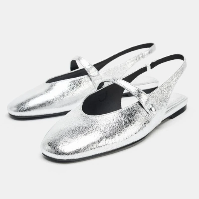 Luxury Metal Grain Design Flat Sandals Women Fashion Gold Silver Slingback Slippers for Girls Cute Summer Comfortable Beach Shoe
Luxury Metal Grain Design Flat Sandals Women Fashion Gold Silver Slingback Slippers for Girls Cute Summer Comfortable Beach Shoe