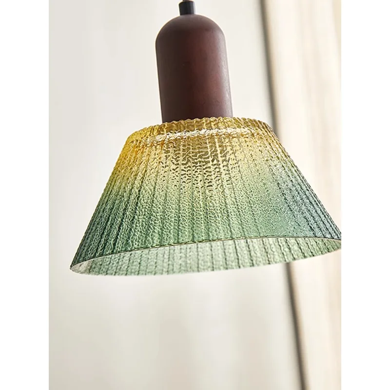 Retro restaurant chandelier dining room dining table bar lamp medieval Nanyang style bedroom bedside lamp
Retro restaurant chandelier dining room dining table bar lamp medieval Nanyang style bedroom bedside lamp