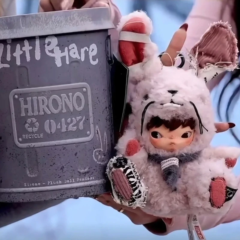POPMART HIRONO Little Hare Rabbit Series Trendy Blind Box Doll Toy Interesting trendsetters Collectibles Trendy toy Art Pieces
POPMART HIRONO Little Hare Rabbit Series Trendy Blind Box Doll Toy Interesting trendsetters Collectibles Trendy toy Art Pieces