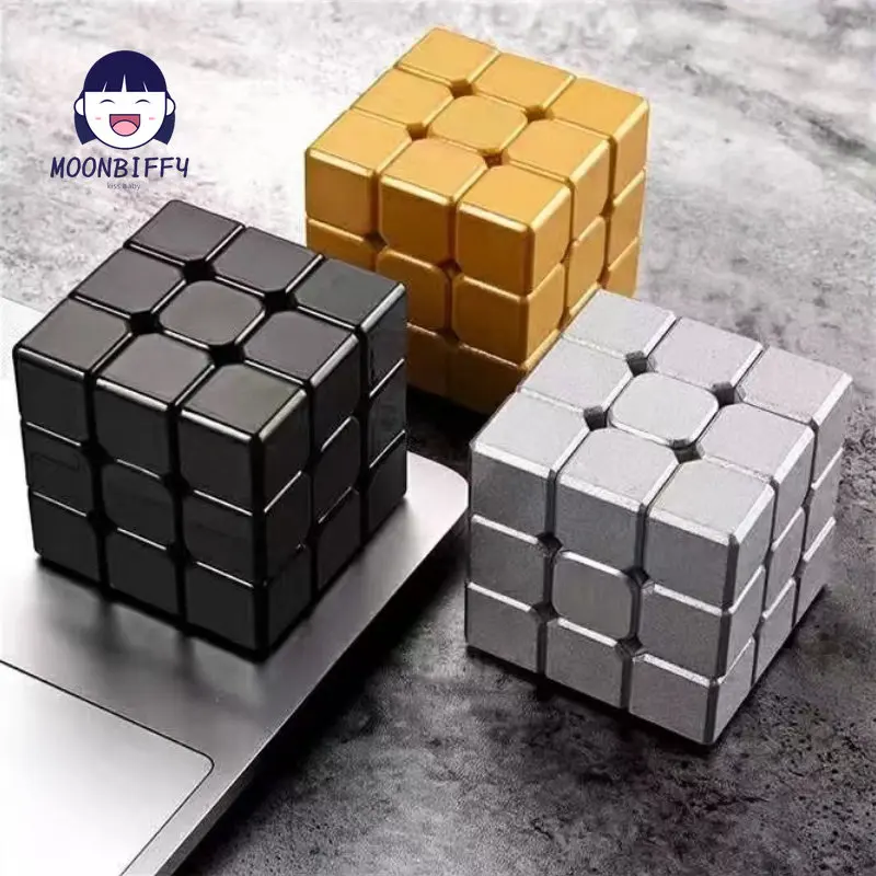 3x3x3 Alloy Metal Infinite Magic Cube Speed Twisting Game Magic Cube Decompression Toy Educational Toys
3x3x3 Alloy Metal Infinite Magic Cube Speed Twisting Game Magic Cube Decompression Toy Educational Toys