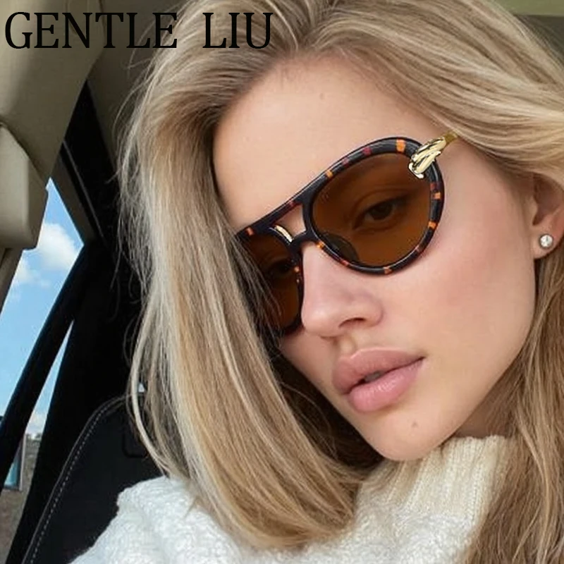 Oval Pilot Sunglasses Women 2025 Luxury Brand Vintage Square Double Beam Metal Frame Sun Glasses For Lady Outdoor Eyewear UV400
Oval Pilot Sunglasses Women 2025 Luxury Brand Vintage Square Double Beam Metal Frame Sun Glasses For Lady Outdoor Eyewear UV400