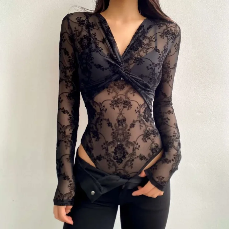 Women's American Fashion Flocking Mesh Kinky Sexy Perspective Onesie Sexy Hollow Perspective Top
Women's American Fashion Flocking Mesh Kinky Sexy Perspective Onesie Sexy Hollow Perspective Top