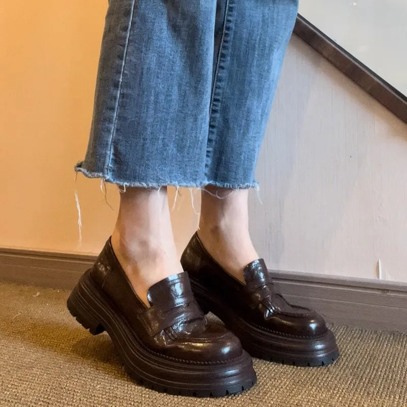 Punk Platform Women Loafers Shoes Round Toe Chunky Heel Vintage Shoes Women Slip on High Heel Women Pumps Comfortable New
Punk Platform Women Loafers Shoes Round Toe Chunky Heel Vintage Shoes Women Slip on High Heel Women Pumps Comfortable New