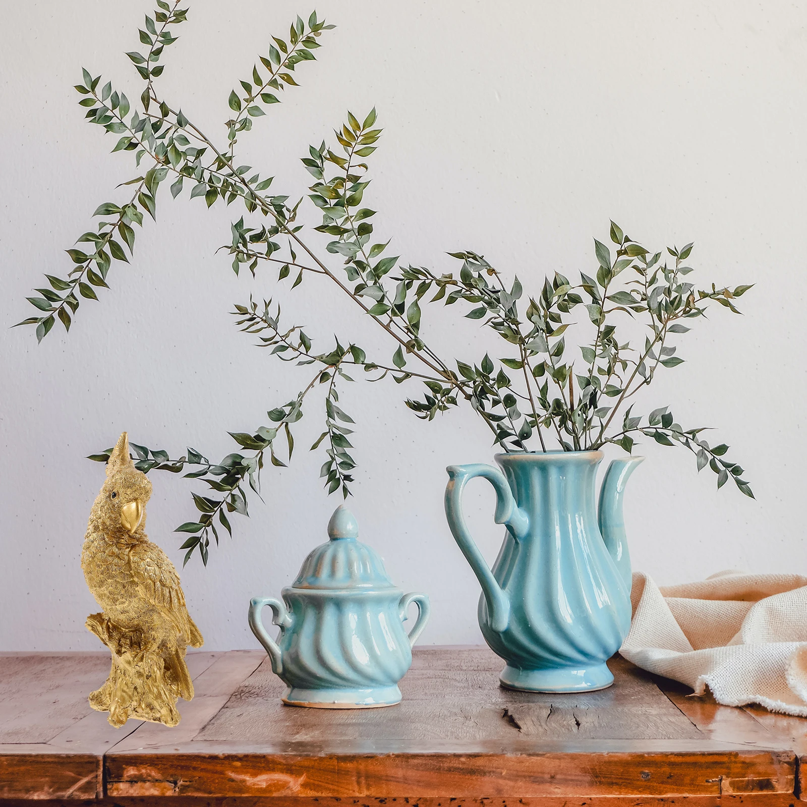 Resin Craft Parrot Small Tabletop Standing Statue Decoration For Home Garden Yard Indoor Outdoor Artificial Bird Greening
Resin Craft Parrot Small Tabletop Standing Statue Decoration For Home Garden Yard Indoor Outdoor Artificial Bird Greening