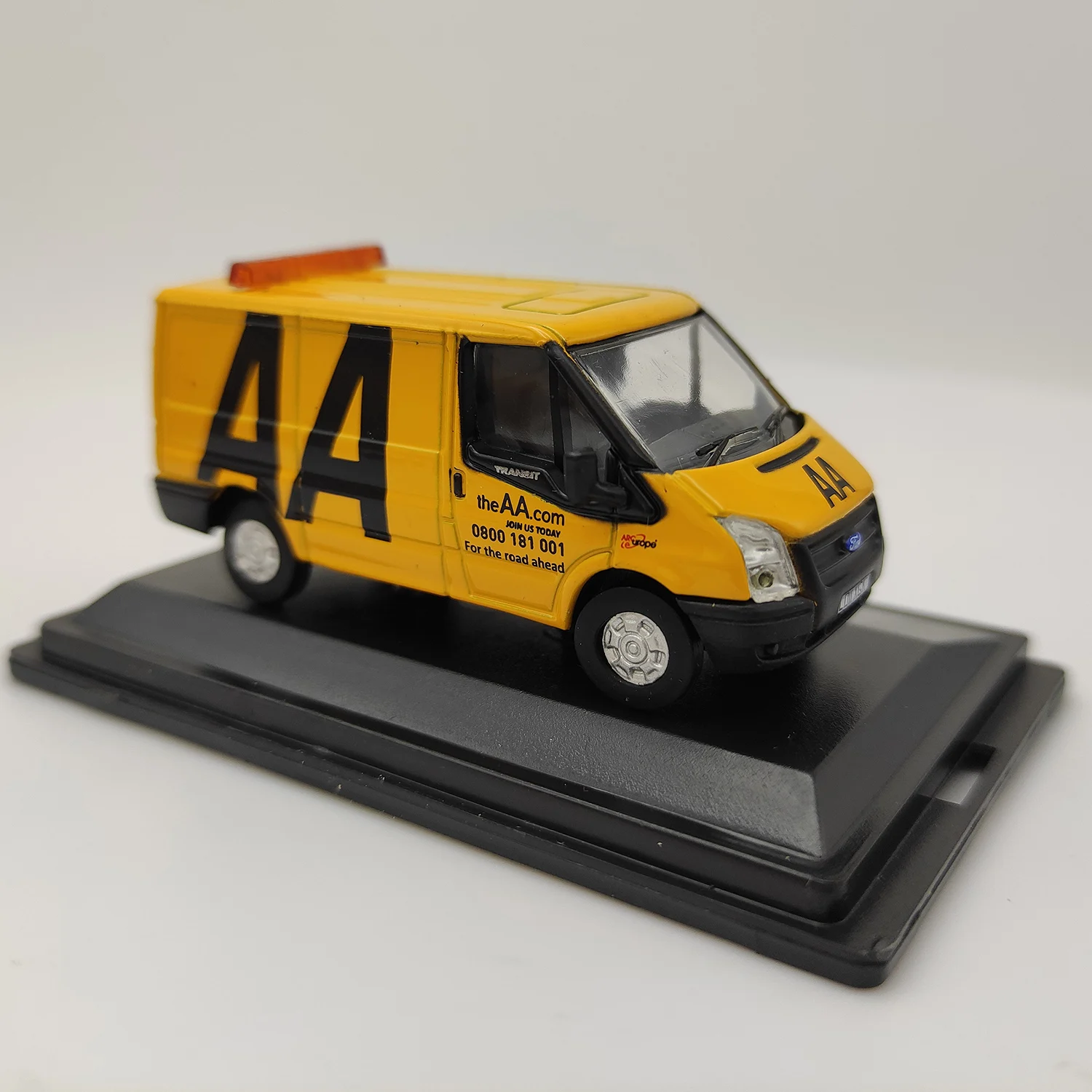 Diecast 1:76 Scale OXFORD 76FT033 Ford Transit MK5AA Alloy Simulation Car Model Collectible Toy Gift Souvenir Display
Diecast 1:76 Scale OXFORD 76FT033 Ford Transit MK5AA Alloy Simulation Car Model Collectible Toy Gift Souvenir Display
