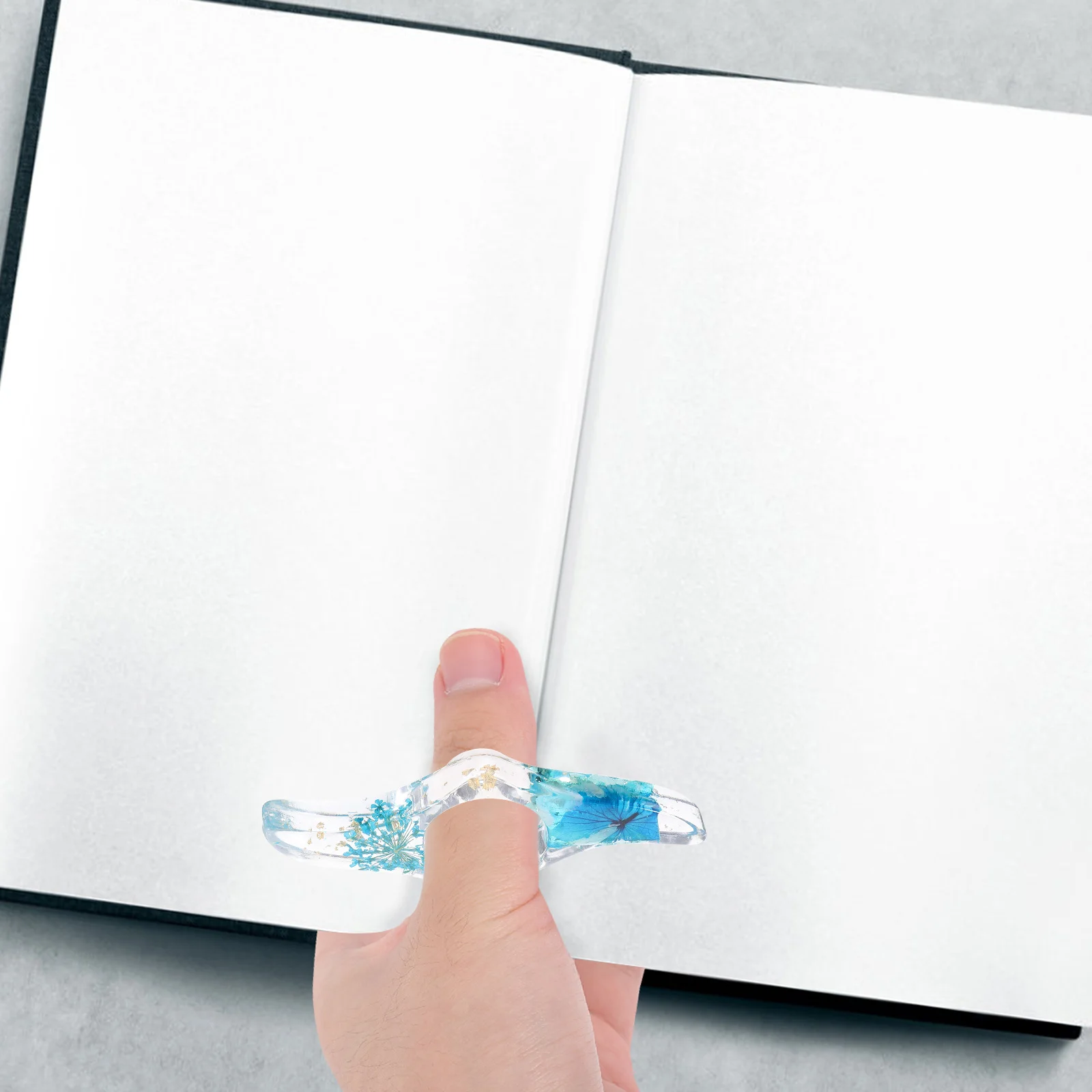 Page Thumb Holder For Reading Lightweight Plastic Page Spreader Portable Thumb Ring Holder Book Opener Tool Household Reading
Page Thumb Holder For Reading Lightweight Plastic Page Spreader Portable Thumb Ring Holder Book Opener Tool Household Reading
