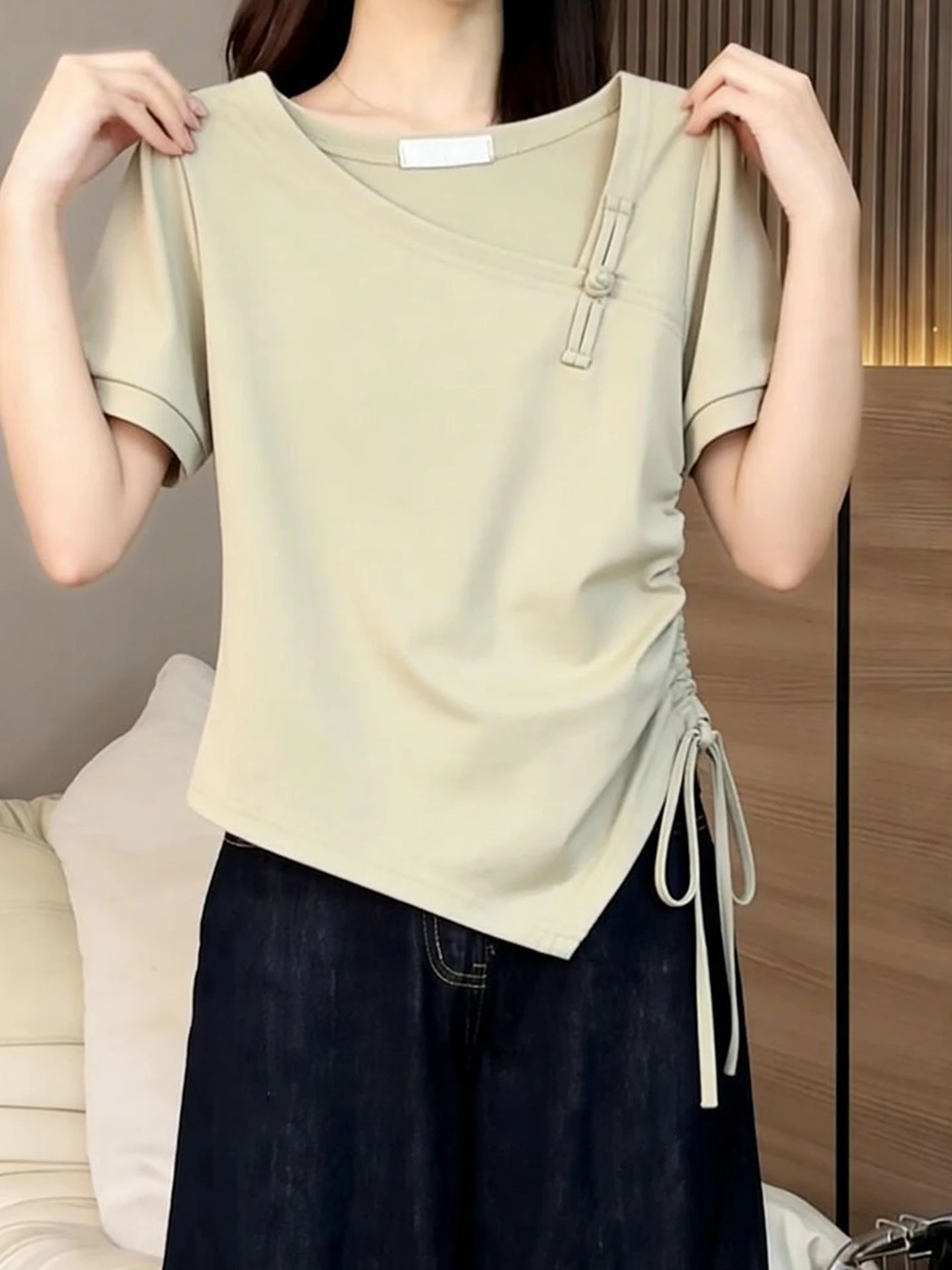 Slim Fit Women's T-Shirt Casual Style Drawstring Waist Short Sleeve Pure Color Summer Top Elegant Style Casual Fashion
Slim Fit Women's T-Shirt Casual Style Drawstring Waist Short Sleeve Pure Color Summer Top Elegant Style Casual Fashion