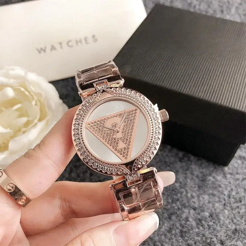 Age Reducing Women's Trendy Fashion Quartz Watch White-collar Casual Style Personalized Triangle Pattern Dial Couple Watch
Age Reducing Women's Trendy Fashion Quartz Watch White-collar Casual Style Personalized Triangle Pattern Dial Couple Watch