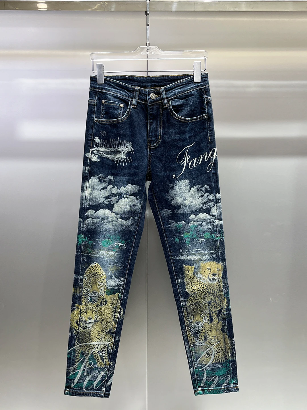 Men's Slim Fit Printed Denim Jeans mid Waist Leopard Print Fashionable Trendy Long Pants High Street Style Autumn Winter
Men's Slim Fit Printed Denim Jeans mid Waist Leopard Print Fashionable Trendy Long Pants High Street Style Autumn Winter