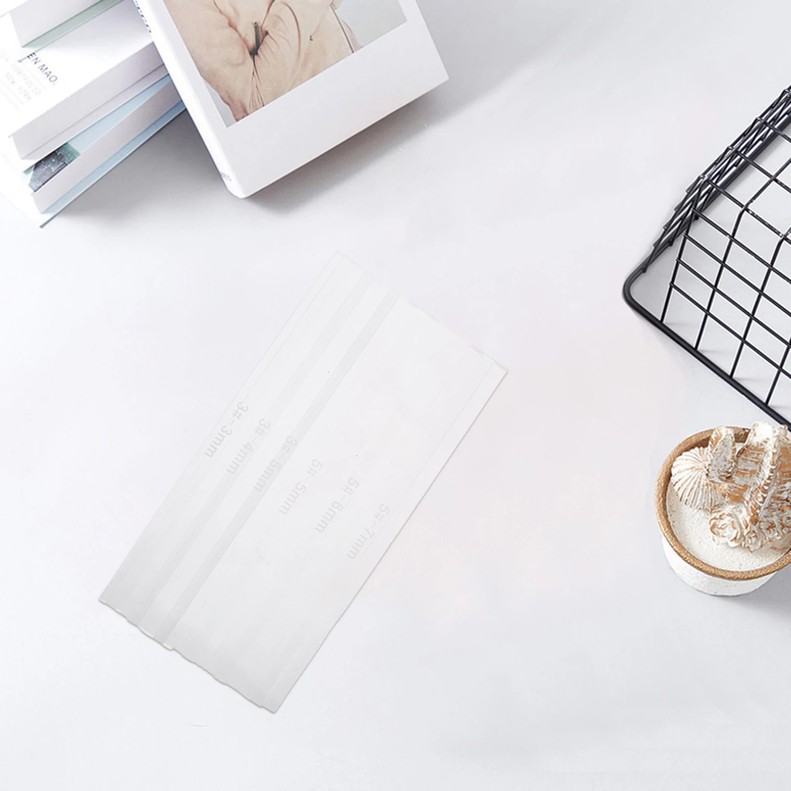 6Pcs Zipper Glue Pad Acrylic Craft Tool for Precise Adhesive Application Zipper Alignment and Bonding Ruler DIY Sewing
6Pcs Zipper Glue Pad Acrylic Craft Tool for Precise Adhesive Application Zipper Alignment and Bonding Ruler DIY Sewing