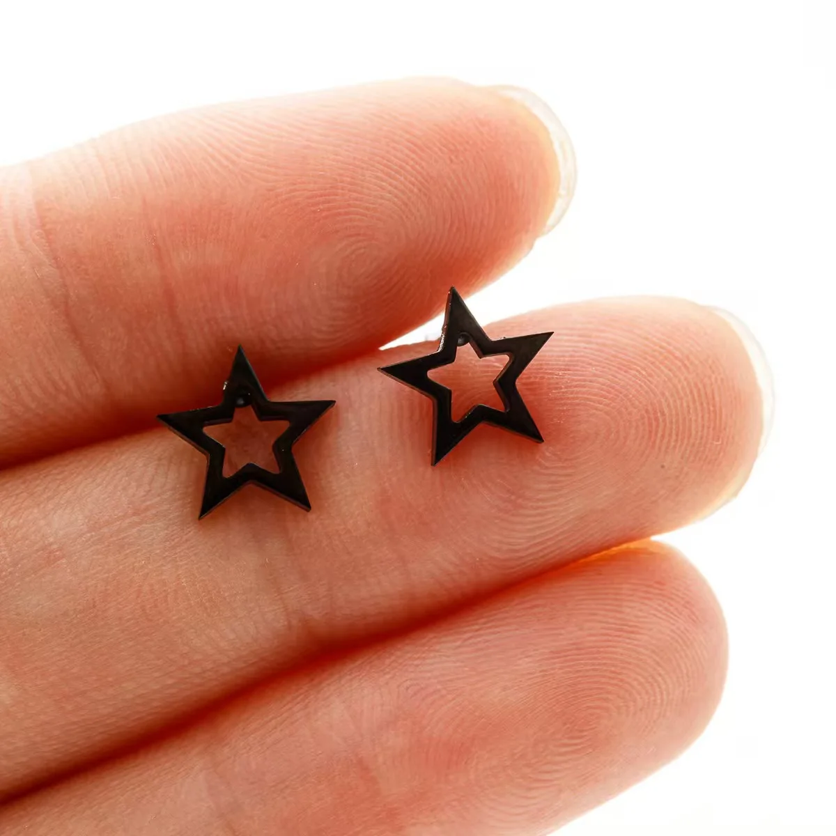 1 Pair Stainless Steel Hollow Star Stud Earring For Women Small Lover's Piercing Jewelry Gift
1 Pair Stainless Steel Hollow Star Stud Earring For Women Small Lover's Piercing Jewelry Gift