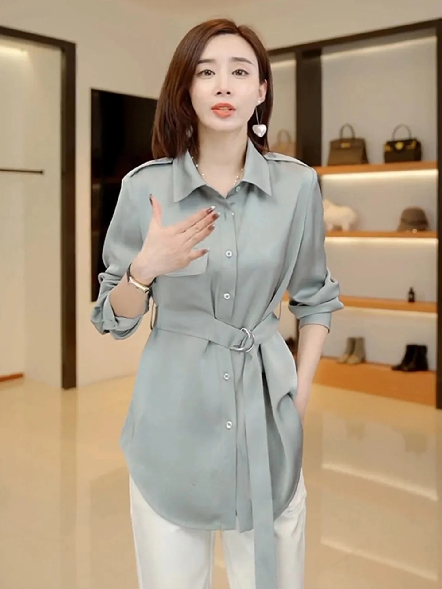 Ele Long Sve шифоновый воротник-стойка Slim Fit однотонный универсальный осенний модный корейский офисный воротник для поездок на работу
Ele Long Sve шифоновый воротник-стойка Slim Fit однотонный универсальный осенний модный корейский офисный воротник для поездок на работу