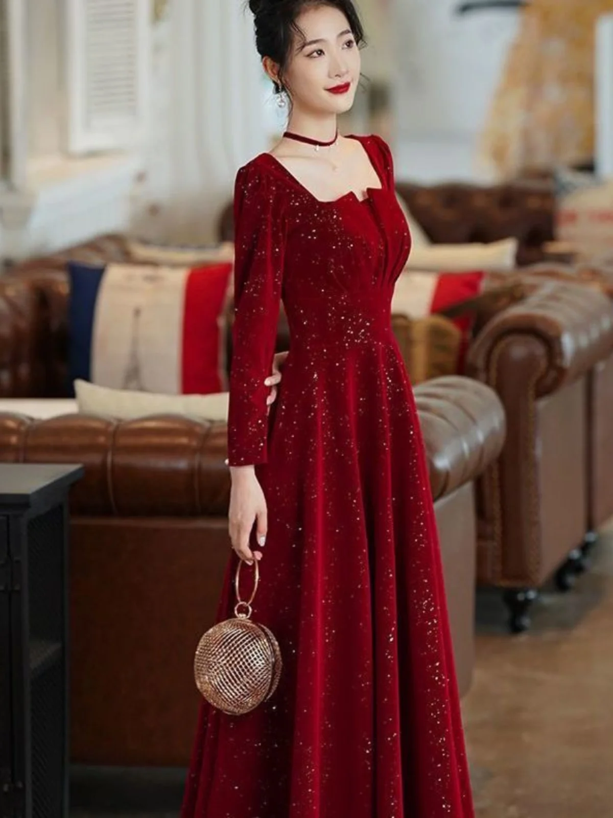 Элегантное красное вечернее платье Ele Dr для женщин, осенне-зимнее, длинное, для подружек невесты, свадебных банкетов и церемоний
Элегантное красное вечернее платье Ele Dr для женщин, осенне-зимнее, длинное, для подружек невесты, свадебных банкетов и церемоний