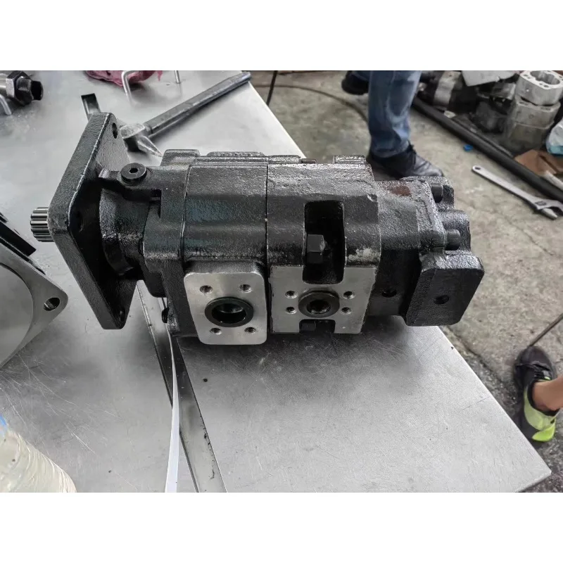 2026 Гидравлический шестеренный насос высокого давления 3129529079 20-902900 20-912800 20/903100 20/911200 Шестеренчатый насос экскаватора
2026 Гидравлический шестеренный насос высокого давления 3129529079 20-902900 20-912800 20/903100 20/911200 Шестеренчатый насос экскаватора