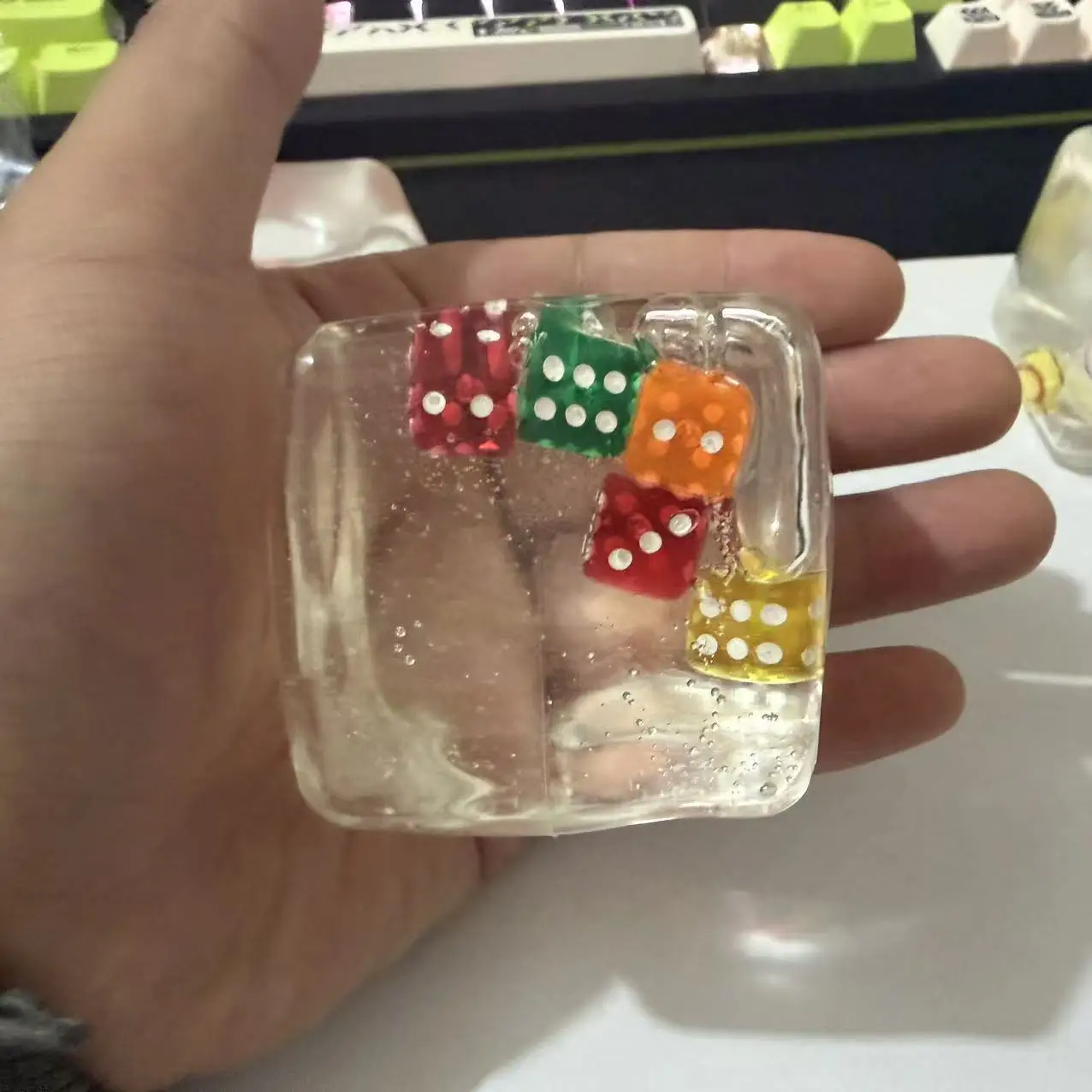 Maltose ice cubes pinch Le Water Cube explosive ice cubes vent slow rebound toy creative decompression artifact pinch
Maltose ice cubes pinch Le Water Cube explosive ice cubes vent slow rebound toy creative decompression artifact pinch
