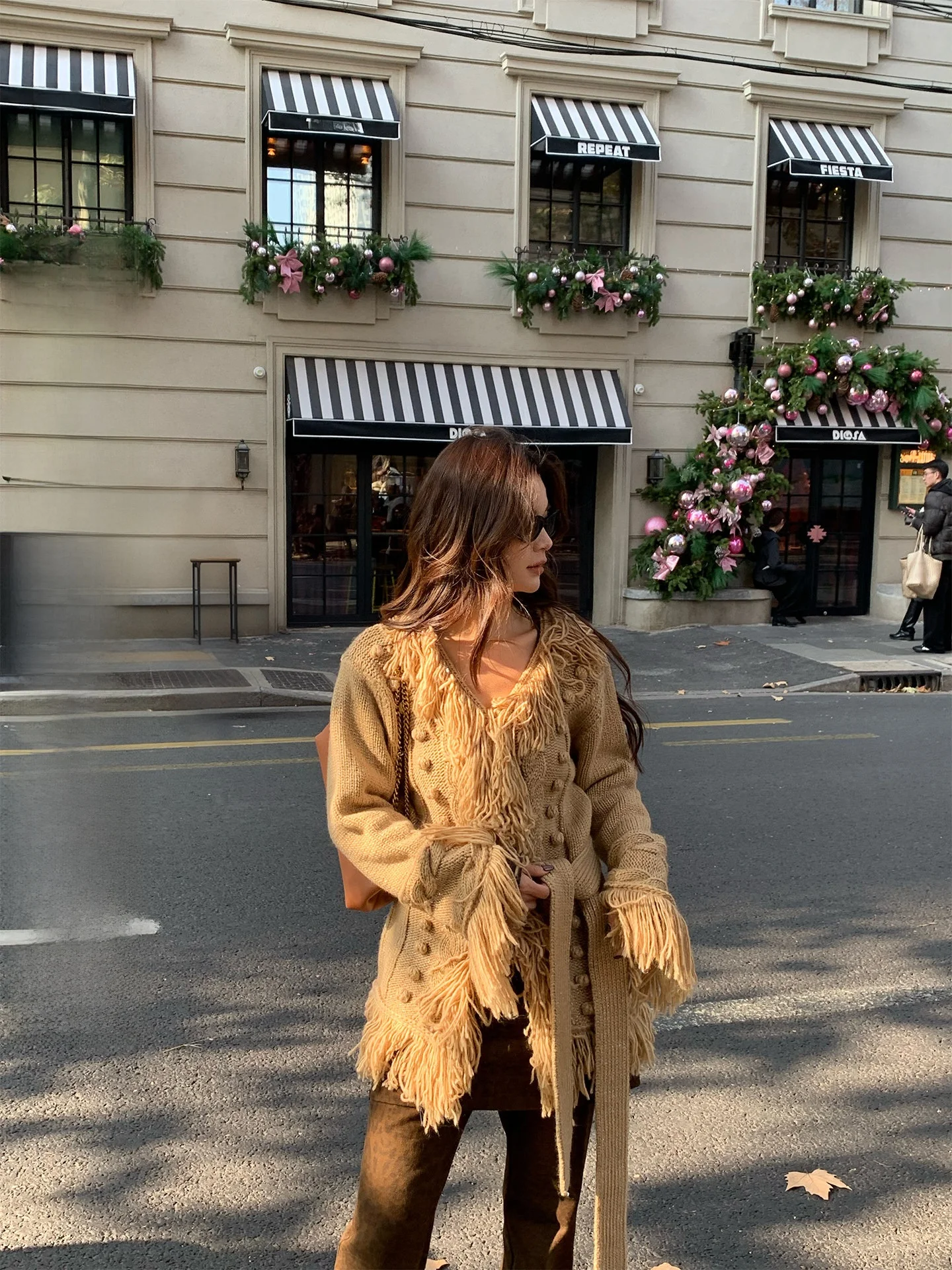 Retro Design Handmade Tassel Gold Tead Mixed Knitted Sweater Cardigan Women's Versatile Knitted Outerwear Daily Wear Long S...
Retro Design Handmade Tassel Gold Tead Mixed Knitted Sweater Cardigan Women's Versatile Knitted Outerwear Daily Wear Long S...