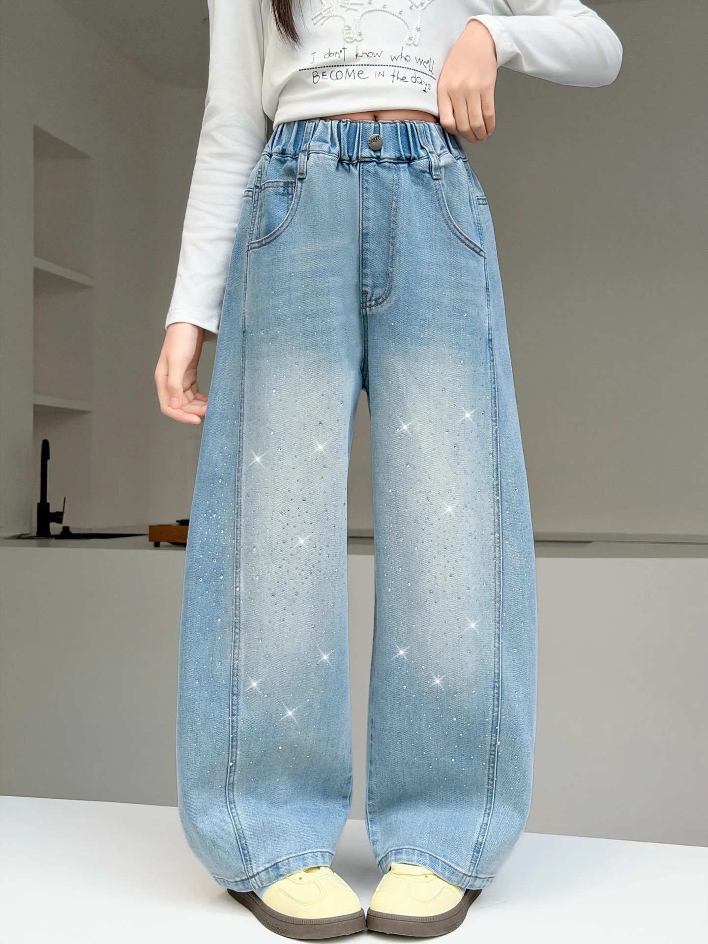 Spring Casual Wide Leg Jeans Girls Outerwear Pants Korean Sle Faionable Spring Autumn Loose Fit Straight Leg Trousers
Spring Casual Wide Leg Jeans Girls Outerwear Pants Korean Sle Faionable Spring Autumn Loose Fit Straight Leg Trousers