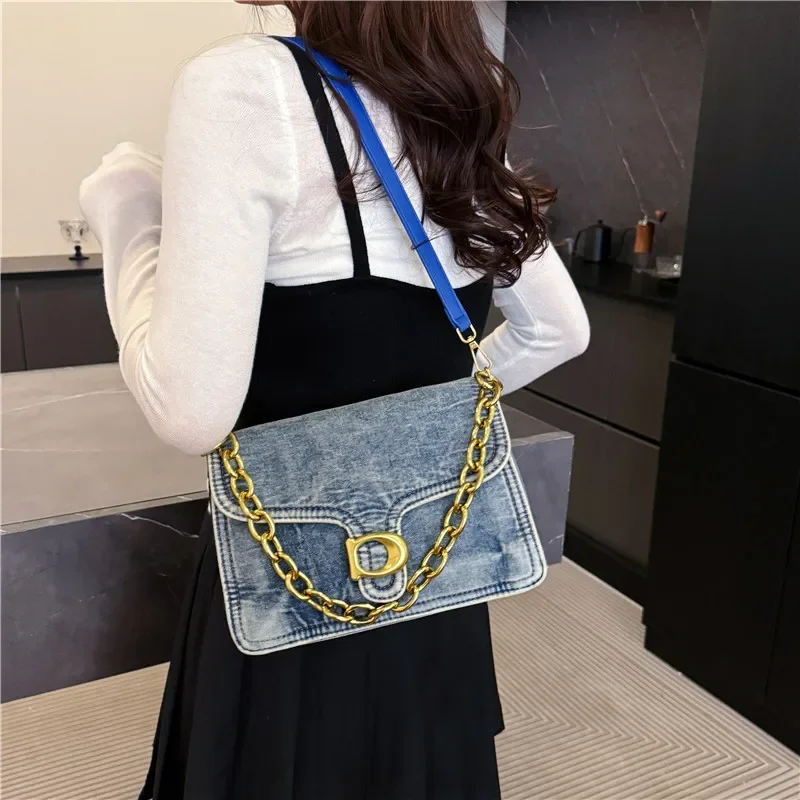 Premium Bag Women's 2025 New Fashion Shoulder Bag Large Capacity Casual Chain Bag Popular Messenger Bag
Premium Bag Women's 2025 New Fashion Shoulder Bag Large Capacity Casual Chain Bag Popular Messenger Bag