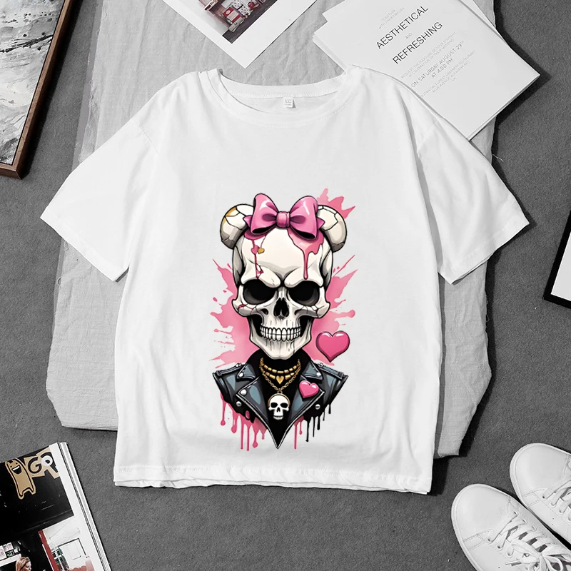 Retro rock punk skull print slim fit sexy vest T-shirt for summer new loose and comfortable casual women's T-shirt street style
Retro rock punk skull print slim fit sexy vest T-shirt for summer new loose and comfortable casual women's T-shirt street style