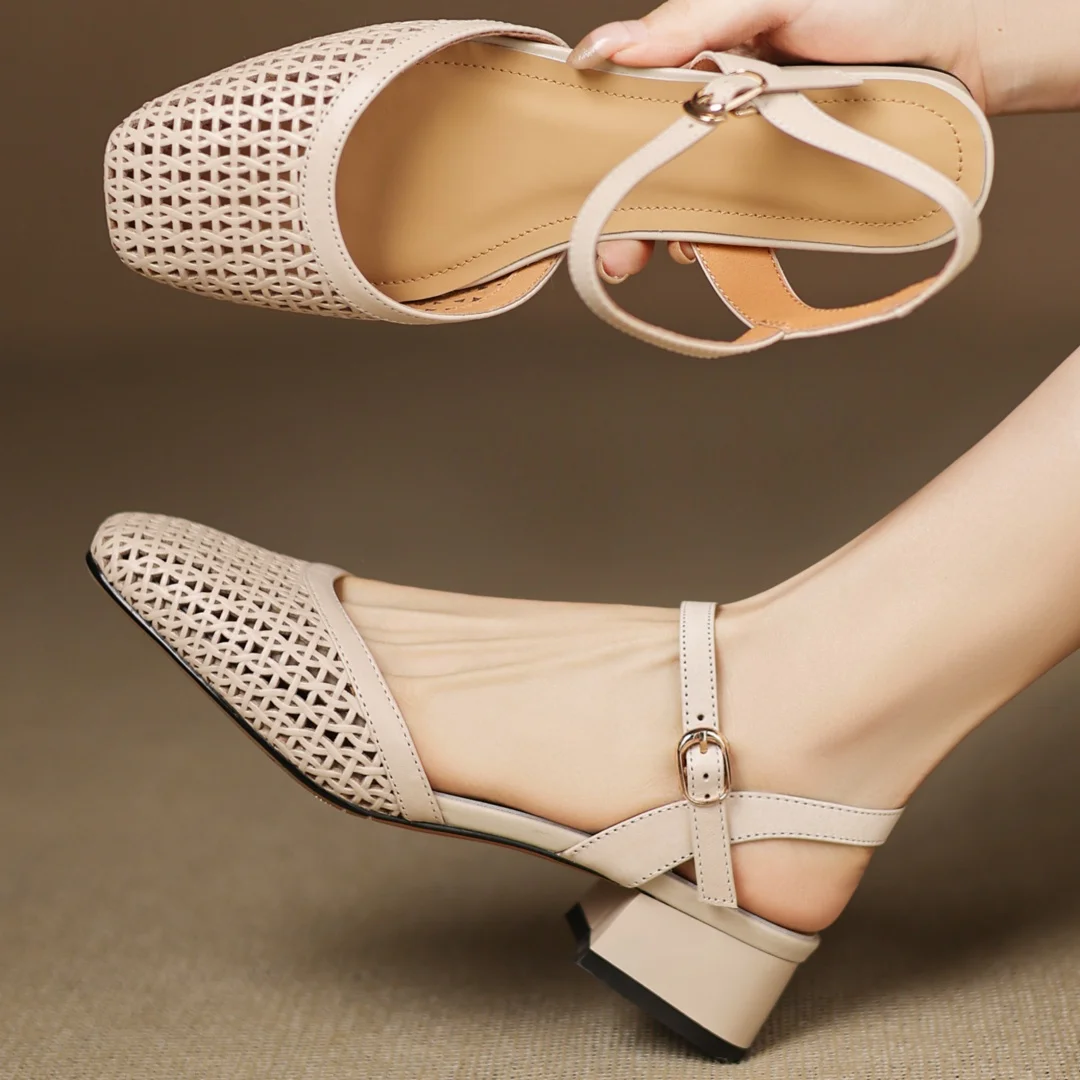 Women's hollow-out cow leather square toe ankle strap sandals elegant ladies 3.5cm thick low heel summer slim dress heeled shoes
Women's hollow-out cow leather square toe ankle strap sandals elegant ladies 3.5cm thick low heel summer slim dress heeled shoes