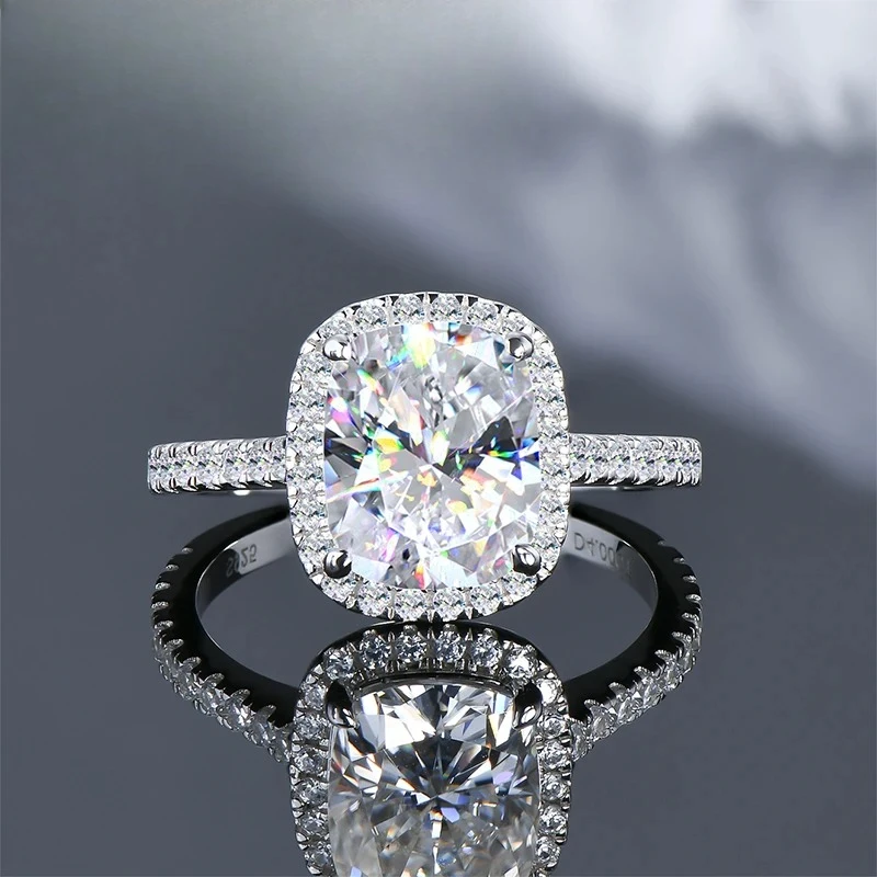 Luxury 4ct Moissanite Halo Engagement Ring Certified Cushion Cut Diamond Wedding Rings 925 Sterling Sliver Wedding Jewelry
Luxury 4ct Moissanite Halo Engagement Ring Certified Cushion Cut Diamond Wedding Rings 925 Sterling Sliver Wedding Jewelry