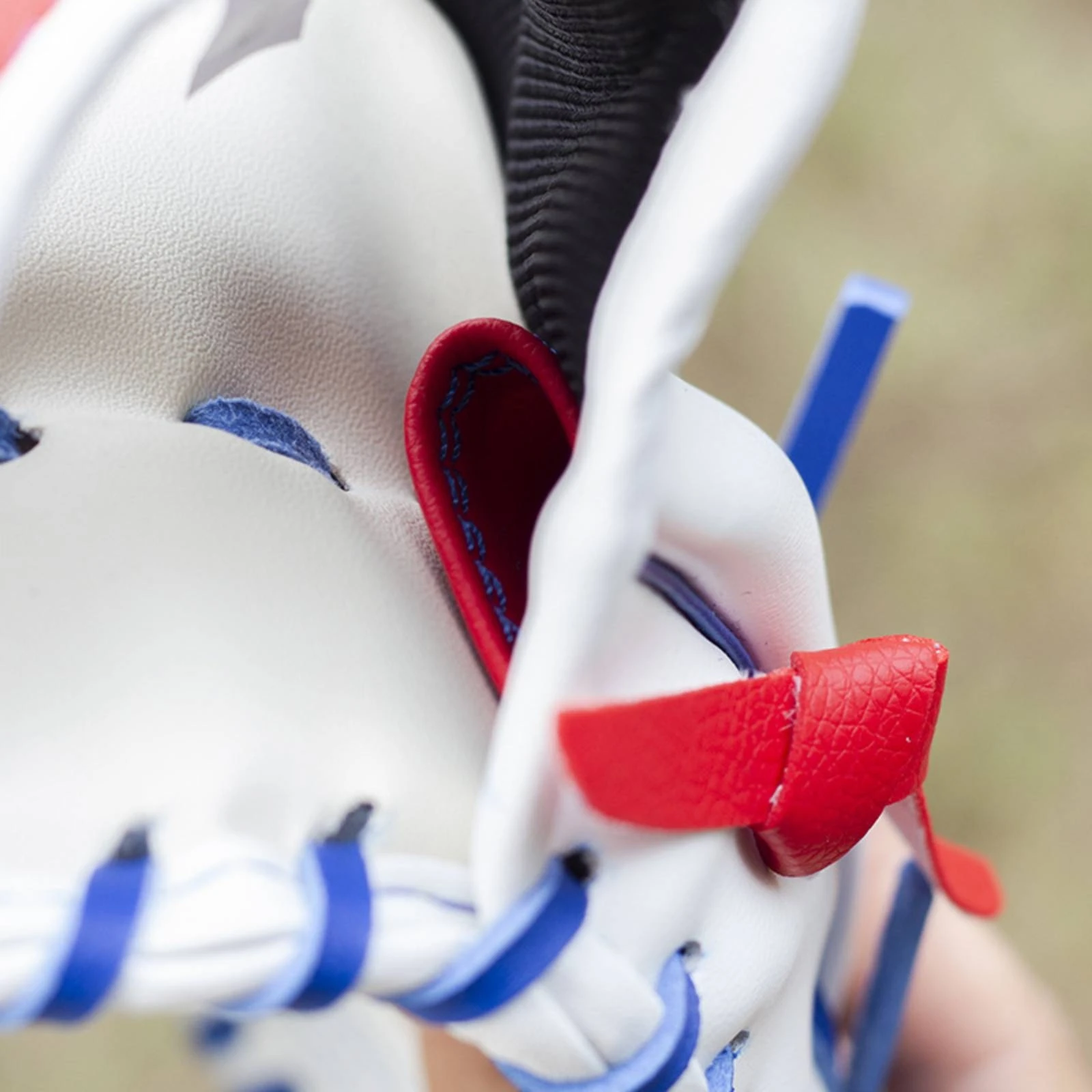 Baseball Training Glove Blue Lacing Fingered Fielding Glove Sports Gear Stitched Construction Easy to Break In
Baseball Training Glove Blue Lacing Fingered Fielding Glove Sports Gear Stitched Construction Easy to Break In