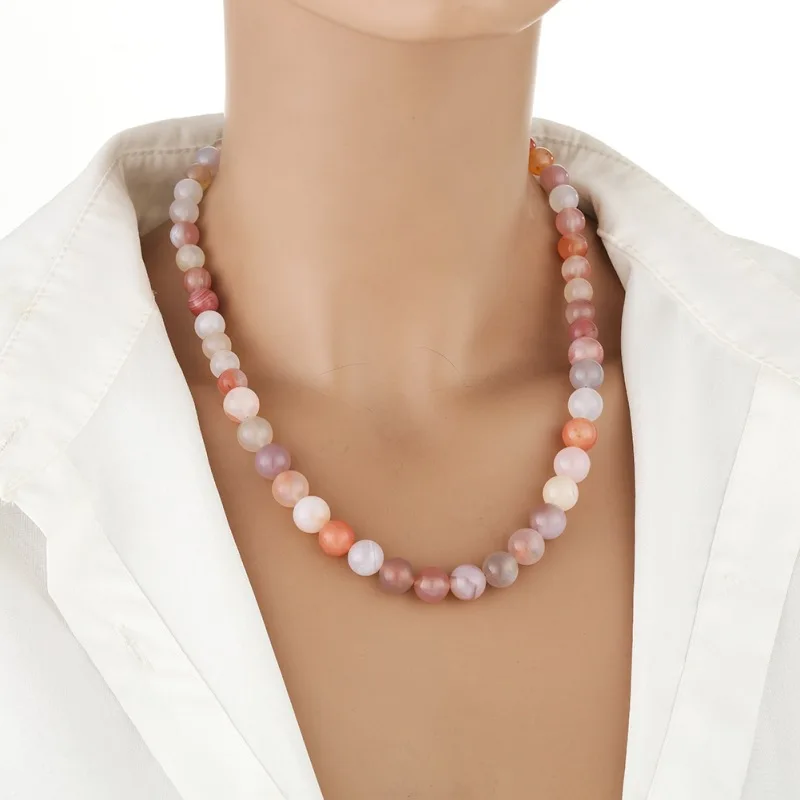 High-end color natural salt source stone beaded necklace women's light luxury niche handmade round bead collarbone chain jewelry
High-end color natural salt source stone beaded necklace women's light luxury niche handmade round bead collarbone chain jewelry