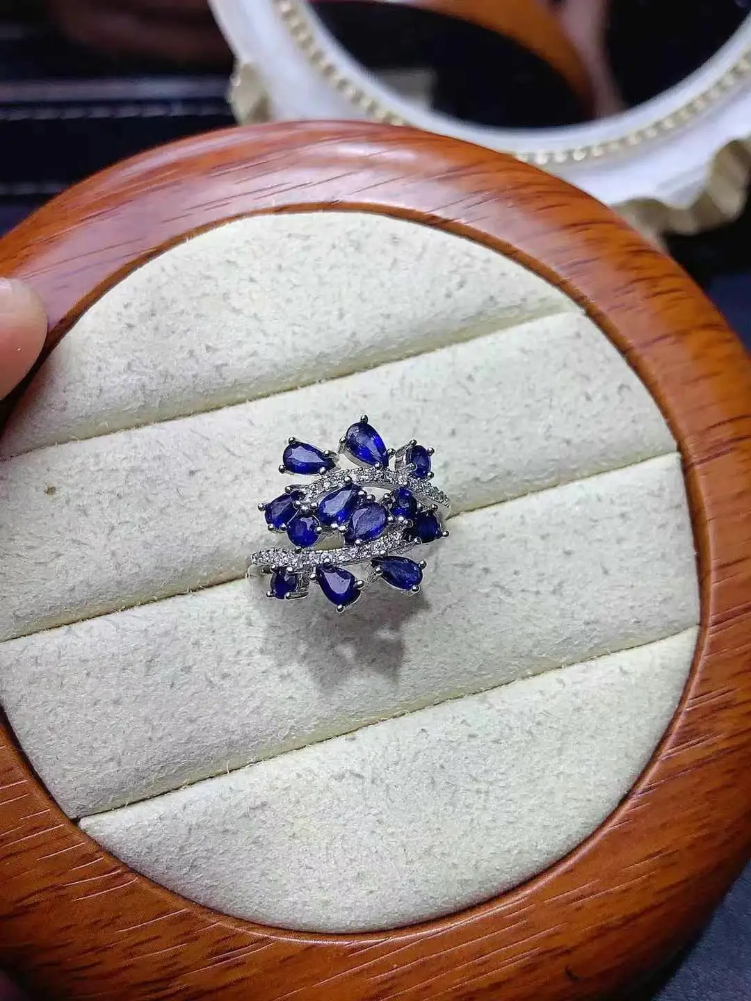 Elegant Gift for Your loved Girl New Luxury 100% Natural and Real Sapphire Ring 925 Sterling Silver Trendy Women ring
Elegant Gift for Your loved Girl New Luxury 100% Natural and Real Sapphire Ring 925 Sterling Silver Trendy Women ring