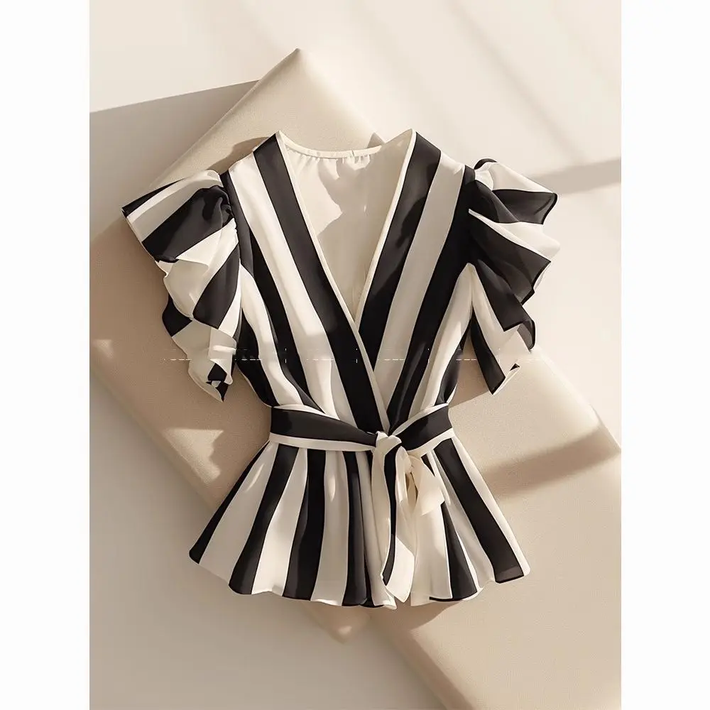 Ladies Korean Striped Ruffles Blouse Summer New Fashion V-neck Batwing Sleeve Top Tee Elegant All-match Lacing Slim T-Shirts
Ladies Korean Striped Ruffles Blouse Summer New Fashion V-neck Batwing Sleeve Top Tee Elegant All-match Lacing Slim T-Shirts